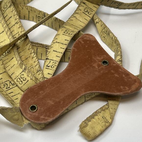 Vintage Tailors Measuring Tape Fabric Centimeter Yellow Seamstress Tool - Picture 6 of 7